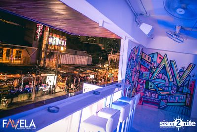 Friday Night at Favela Thonglor — photo 8
