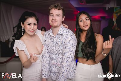 Friday Night at Favela Thonglor — photo 28