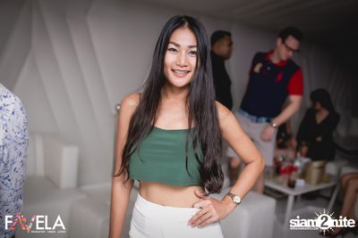 Friday Night at Favela Thonglor — photo 29