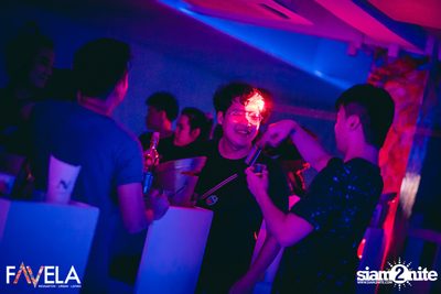 Friday Night at Favela Thonglor — photo 33