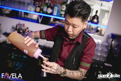 Friday Night at Favela Thonglor — photo 52