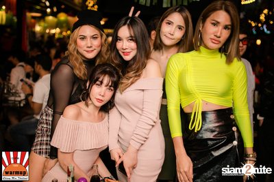 New Year’s Eve at Warmup Cafe Chiangmai — photo 23