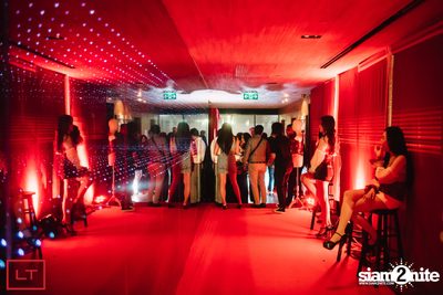 งาน Fallen Angels ที่ Long Table Bangkok — photo 1