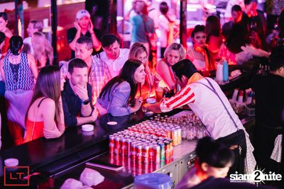 งาน Fallen Angels ที่ Long Table Bangkok — photo 35