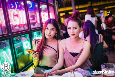 New Year's Eve กับ Samranruen ที่ บีกิน บาร์ — photo 11
