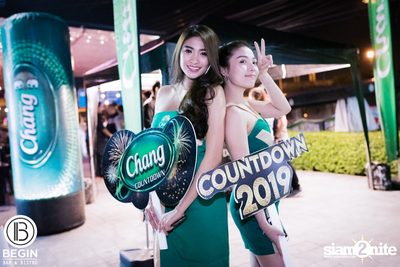New Year's Eve กับ Samranruen ที่ บีกิน บาร์ — photo 17