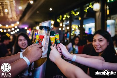 New Year's Eve กับ Samranruen ที่ บีกิน บาร์ — photo 115