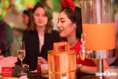 Cocktail En Rouge New Year's Eve Party ที่ RedSquare Vodka Rooftop Bar — photo 51