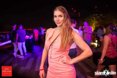 Cocktail En Rouge New Year's Eve Party ที่ RedSquare Vodka Rooftop Bar — photo 66