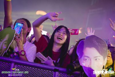 AIS Bangkok Countdown 2019 at CentralWorld — photo 19