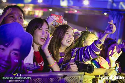 AIS Bangkok Countdown 2019 at CentralWorld — photo 21