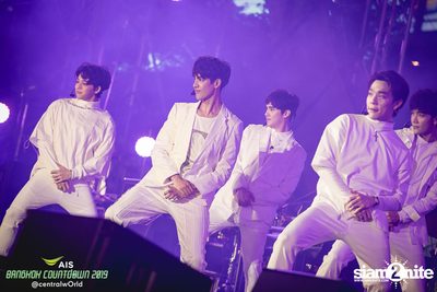 AIS Bangkok Countdown 2019 at CentralWorld — photo 36