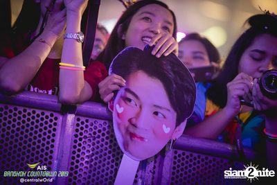AIS Bangkok Countdown 2019 at CentralWorld — photo 47