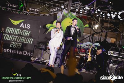 AIS Bangkok Countdown 2019 at CentralWorld — photo 50