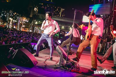 AIS Bangkok Countdown 2019 at CentralWorld — photo 75