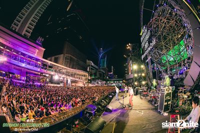 AIS Bangkok Countdown 2019 at CentralWorld — photo 83