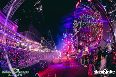 AIS Bangkok Countdown 2019 at CentralWorld — photo 86