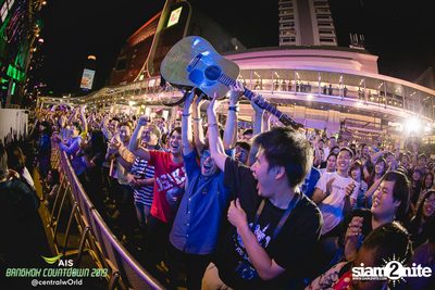 AIS Bangkok Countdown 2019 at CentralWorld — photo 103