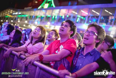 AIS Bangkok Countdown 2019 at CentralWorld — photo 112
