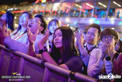 AIS Bangkok Countdown 2019 at CentralWorld — photo 113