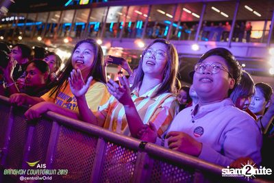 AIS Bangkok Countdown 2019 at CentralWorld — photo 114