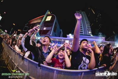 AIS Bangkok Countdown 2019 at CentralWorld — photo 125