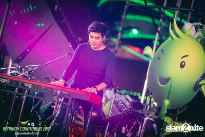 AIS Bangkok Countdown 2019 at CentralWorld — photo 129