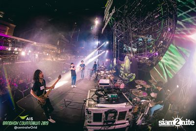 AIS Bangkok Countdown 2019 at CentralWorld — photo 135