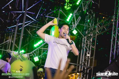 AIS Bangkok Countdown 2019 at CentralWorld — photo 142