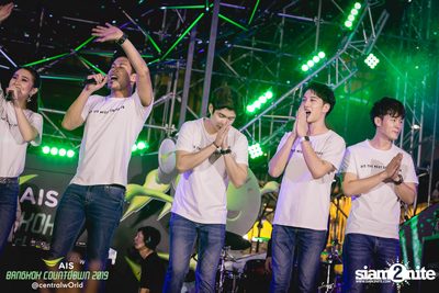 AIS Bangkok Countdown 2019 at CentralWorld — photo 146