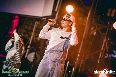AIS Bangkok Countdown 2019 at CentralWorld — photo 157