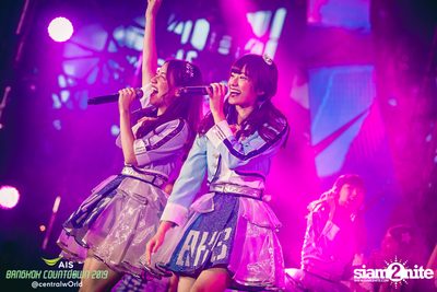 AIS Bangkok Countdown 2019 at CentralWorld — photo 177
