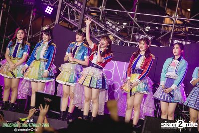 AIS Bangkok Countdown 2019 at CentralWorld — photo 191