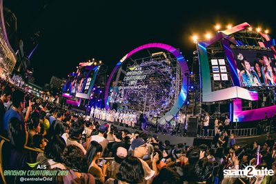 AIS Bangkok Countdown 2019 at CentralWorld — photo 233