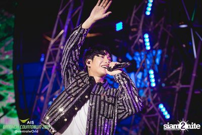 AIS Bangkok Countdown 2019 at CentralWorld — photo 236