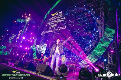 AIS Bangkok Countdown 2019 at CentralWorld — photo 242