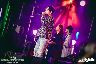 AIS Bangkok Countdown 2019 at CentralWorld — photo 243