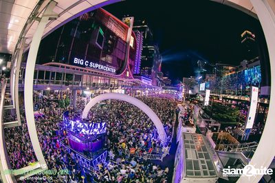 AIS Bangkok Countdown 2019 at CentralWorld — photo 245