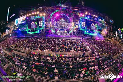 AIS Bangkok Countdown 2019 at CentralWorld — photo 249