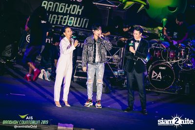 AIS Bangkok Countdown 2019 at CentralWorld — photo 253