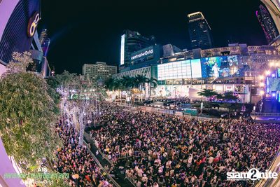 AIS Bangkok Countdown 2019 at CentralWorld — photo 258