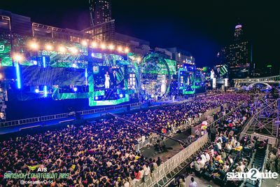 AIS Bangkok Countdown 2019 at CentralWorld — photo 260