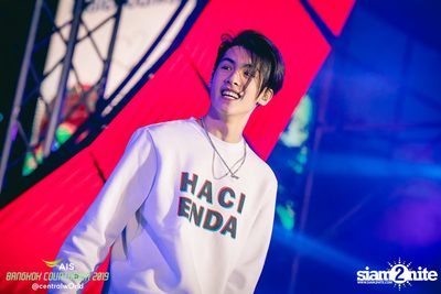 AIS Bangkok Countdown 2019 at CentralWorld — photo 272