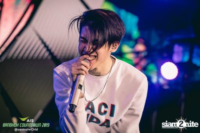 AIS Bangkok Countdown 2019 at CentralWorld — photo 273