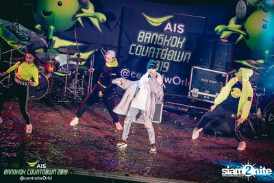 AIS Bangkok Countdown 2019 at CentralWorld — photo 312