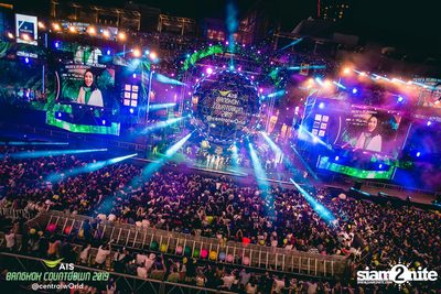 AIS Bangkok Countdown 2019 at CentralWorld — photo 317