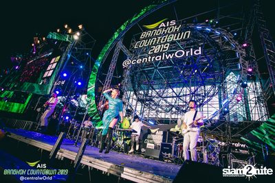 AIS Bangkok Countdown 2019 at CentralWorld — photo 332