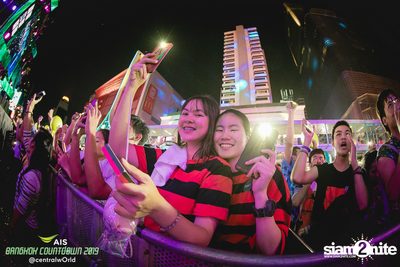 AIS Bangkok Countdown 2019 at CentralWorld — photo 338