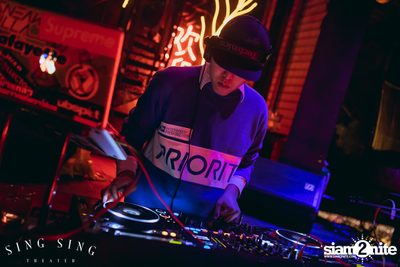 BLING IT กับ Bangkok Invaders ที่ ซิง ซิง เธียเตอร์ — photo 4