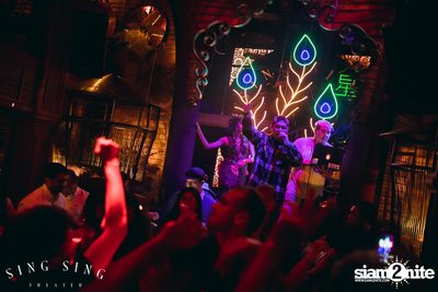BLING IT กับ Bangkok Invaders ที่ ซิง ซิง เธียเตอร์ — photo 47